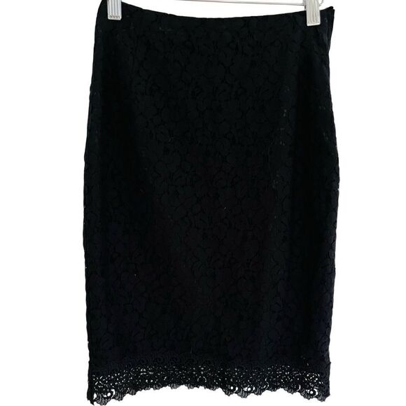 H & M black lace pencil skirt, side zipper size 2. - Picture 1 of 7